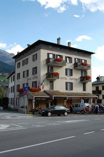 Hotel Capitani Bormio Buitenkant foto