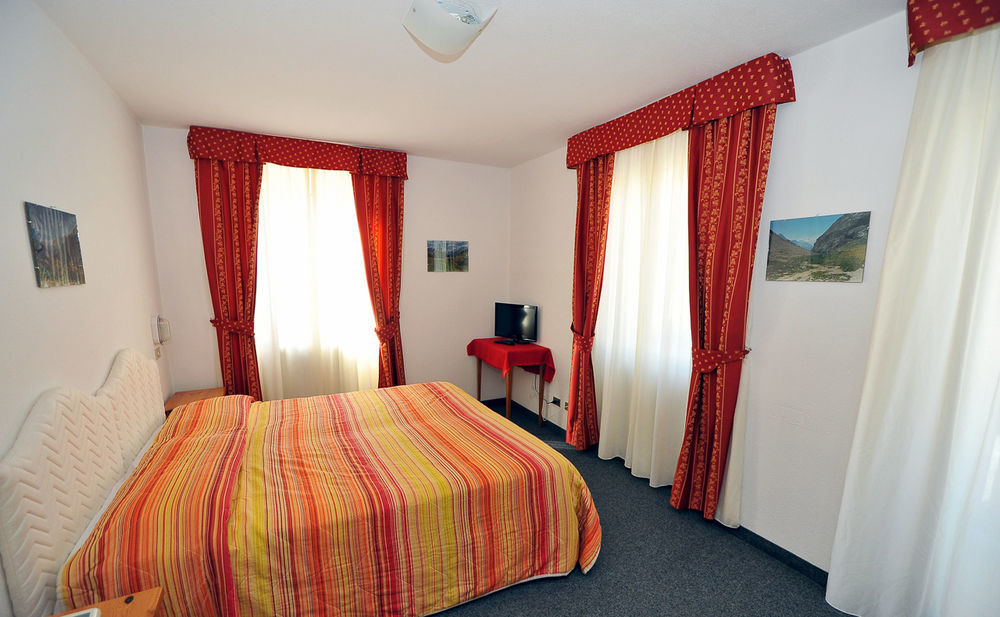 Hotel Capitani Bormio Buitenkant foto