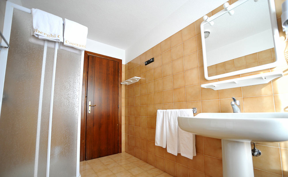 Hotel Capitani Bormio Buitenkant foto