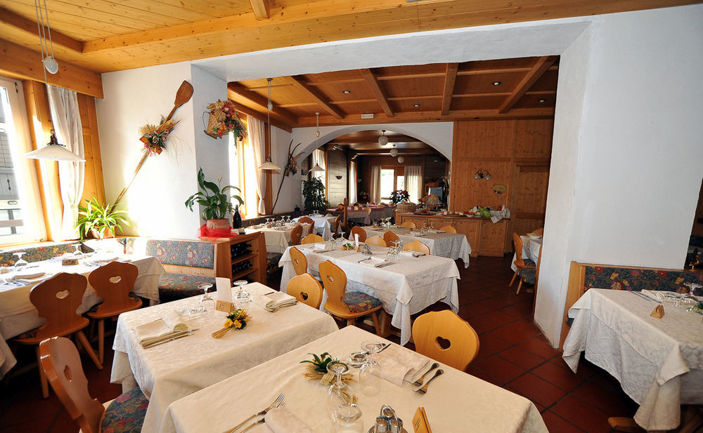 Hotel Capitani Bormio Buitenkant foto