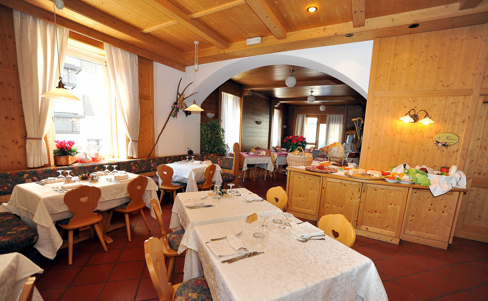 Hotel Capitani Bormio Buitenkant foto