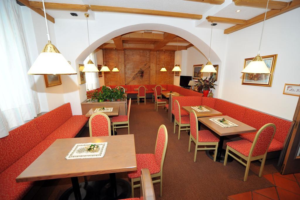 Hotel Capitani Bormio Buitenkant foto